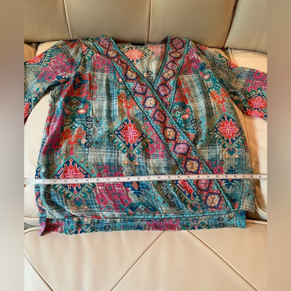 Tolani Silk Blouse - Picture 7 of 9